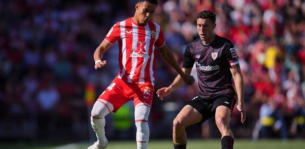 Lázaro: Destaque Mundial e Versatilidade Atraem Interesse do Palmeiras