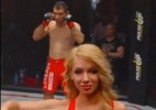 Iraniano chuta ring girl antes de luta do MMA na Rússia; assista