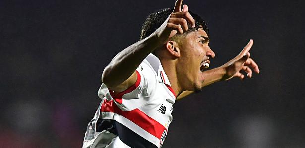 São Paulo projeta mais tempo em campo para William Gomes até 2025
