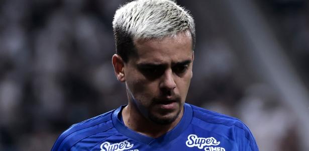 Fagner detalha adeus ao Corinthians: 'Me pediram para sair por telefone'