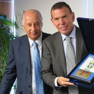 Marco Polo Del Nero anunciou sua saída de cargo da Fifa para o presidente da Conmebol, Juan Ángel Napout - undefined