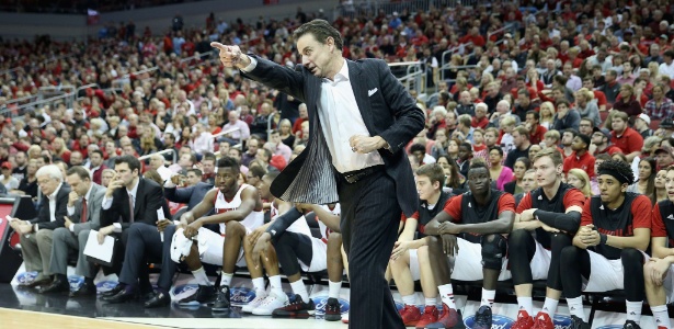 Rick Pitino, técnico do Louisville Cardinals  - Andy Lyons/Getty Images/AFP