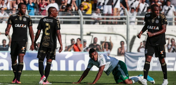 Borja em ação pelo Palmeiras na partida contra a Ponte no Moisés Lucarelli - Ale Cabral/AGIF