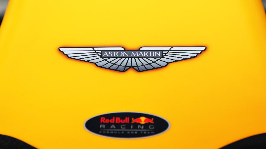 Marca da Aston Martin em carro de Fórmula 1 da Red Bull no GP da Austrália de 2016 - Mark Thompson/Getty Images