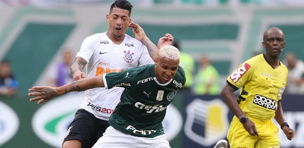 Atacante palmeirense cuspiu em Richard, do Corinthians, no Dérbi de sábado - Palmeiras/Flickr