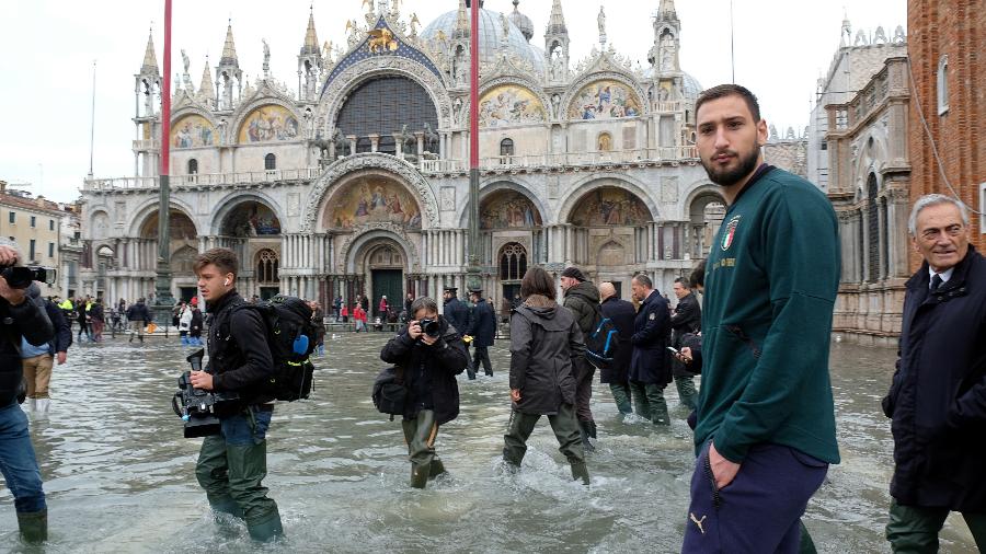 Gianluigi Donnarumma, goleiro do Milan e da seleção italiana, visita Veneza - Manuel Silvestri/Reuters