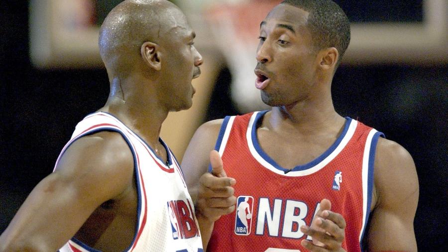 Kobe Bryant com Michael Jordan  - Reuters