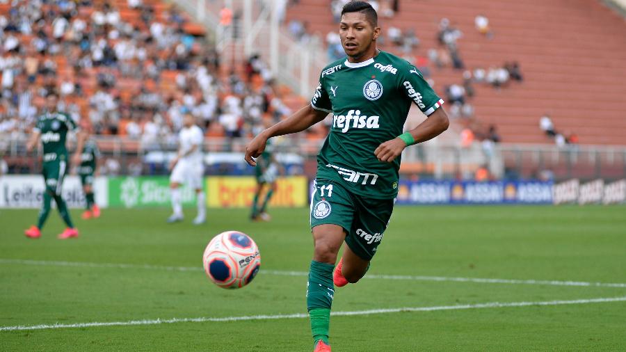 29.fev.2020 - Rony faz sua estreia pelo Palmeiras diante do Santos em partida do Campeonato Paulista - Bruno Ulivieri/AGIF