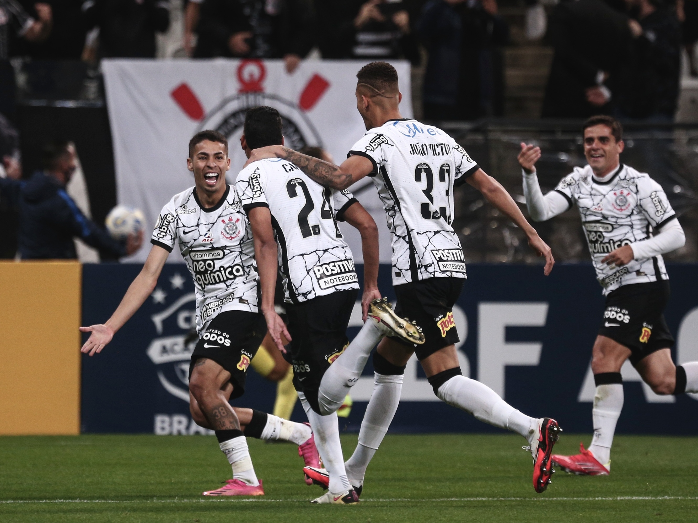 Corinthians fica no empate sem gols com o Bahia pelo Brasileirão
