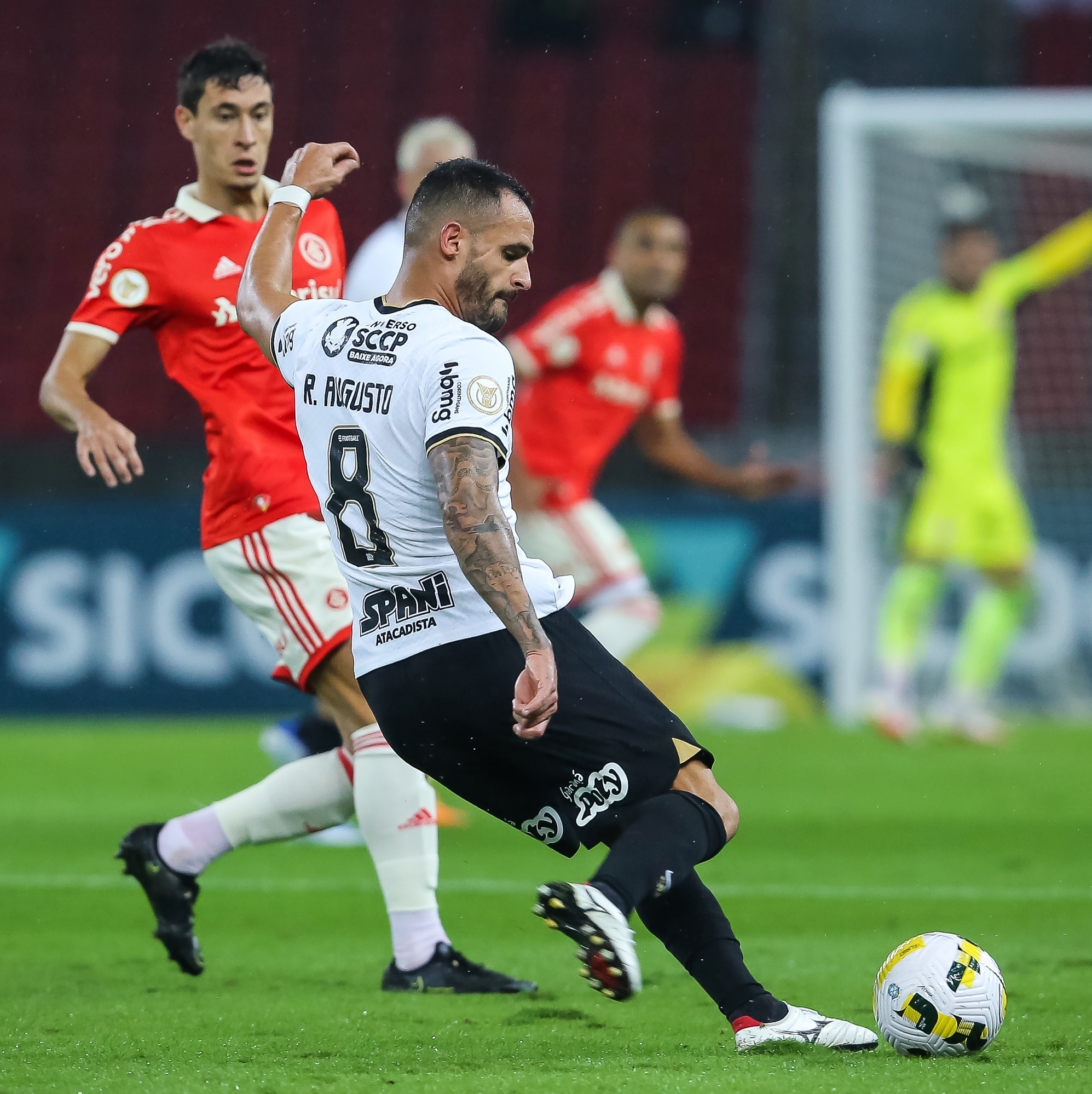 Corinthians x Internacional: onde assistir ao jogo pelo Brasileirão