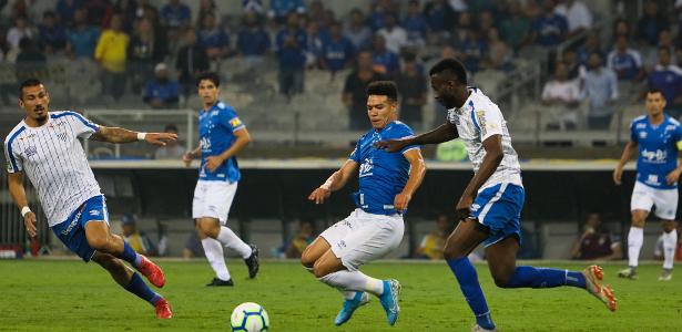 0 a 0 | Cruzeiro empata, rebaixa Avaí e joga Flu de volta para degola
