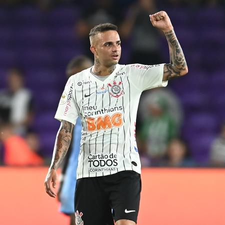 Luann celebrates Corinthians' goal against New York City - Igor Castro/Press Release - Igor Castro/Press Release