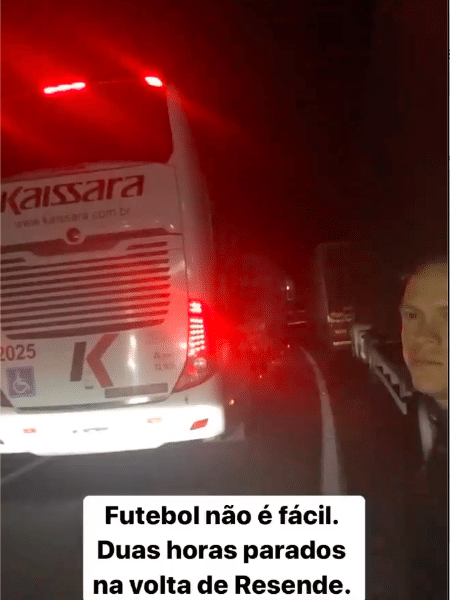 Cartolouco mostra "perrengue" após derrota para o Flamengo: "Duas horas parado" - Instagram