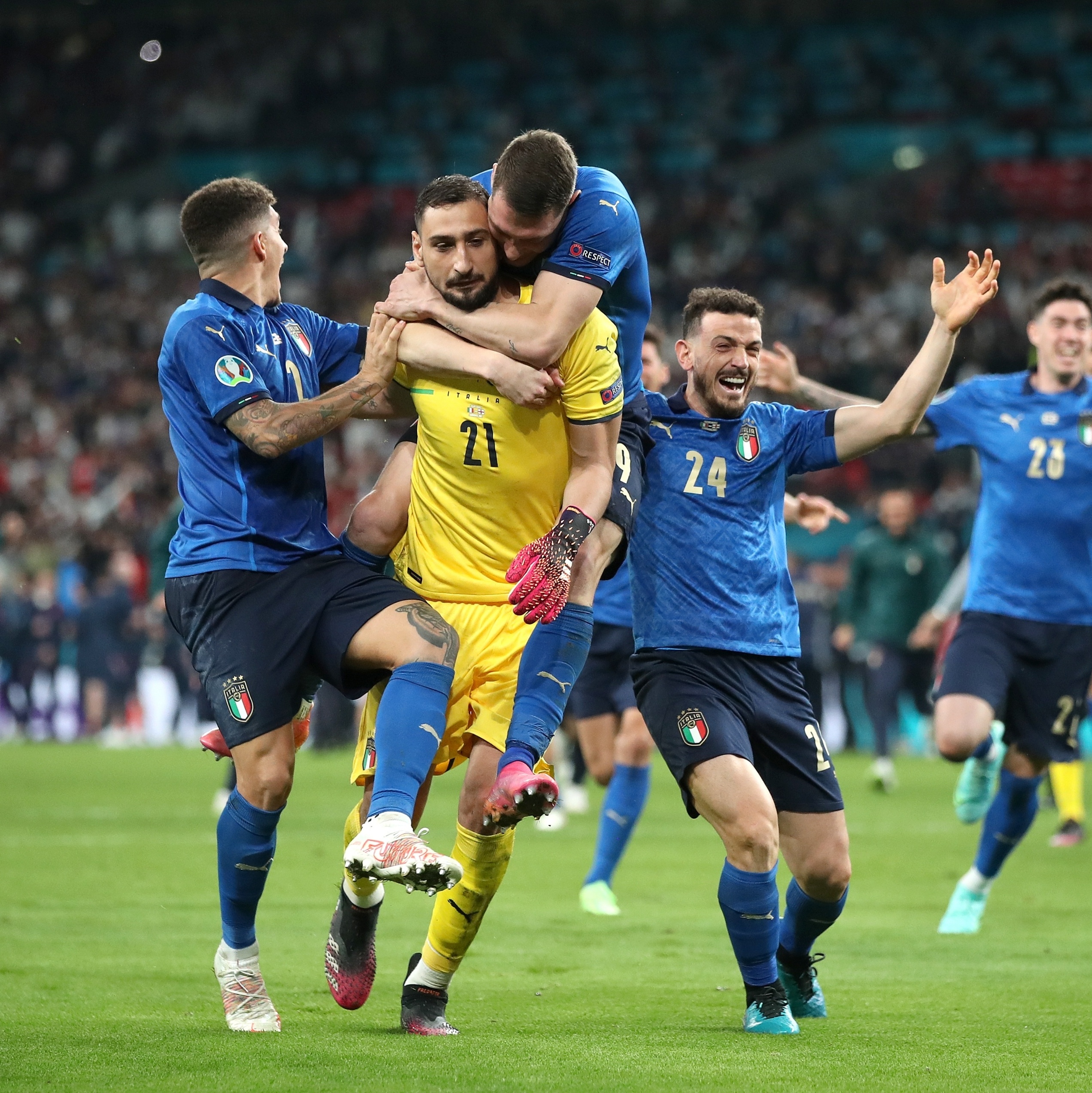 Donnarumma é eleito o melhor goleiro do mundo pela France Football