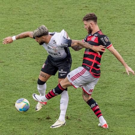 Corinthians e Flamengo se enfrentam neste domingo (1º) pelo Brasileirão