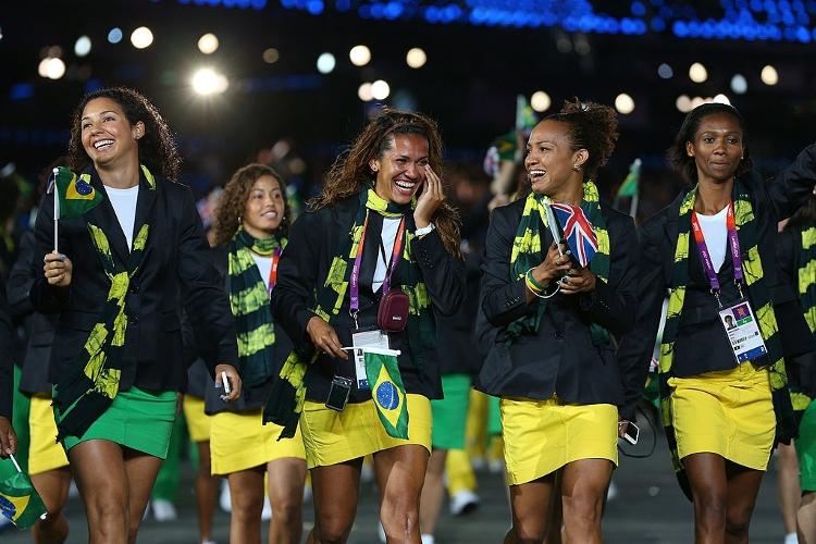 27 de julho de 2012: Parte da equipe olímpica brasileira no estádio durante a Cerimônia de Abertura dos Jogos Olímpicos de Londres 2012 no Estádio Olímpico