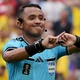 Fifa escala &aacute;rbitro de El Salvador para semi da Copa entre Fran&ccedil;a e Espanha