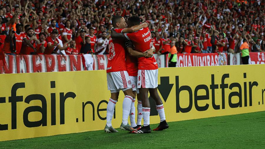 Internacional volta ao Gauchão após vitória na fase preliminar da Libertadores - Maxi Franzoi/AGIF