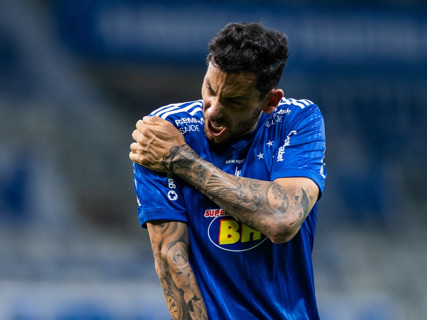 Ex-Cruzeiro, Ariel Cabral é anunciado por clube uruguaio