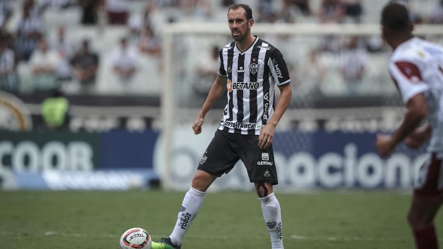 Godín estreou pelo Atlético-MG diante do Patrocinense já marcou o primeiro gol pelo clube - Pedro Souza/Atlético-MG