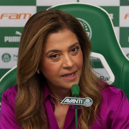 Leila Pereira, presidente do Palmeiras, durante entrevista coletiva