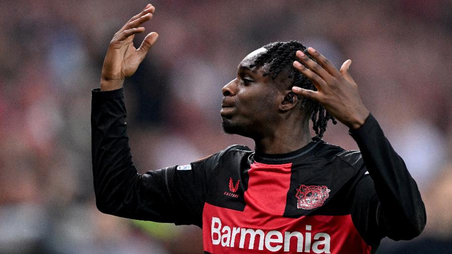 Jeremie Frimpong, do Bayer Leverkusen, durante partida contra a Roma pela Liga Europa Jeremie Frimpong, do Bayer Leverkusen, durante partida contra a Roma pela Liga Europa