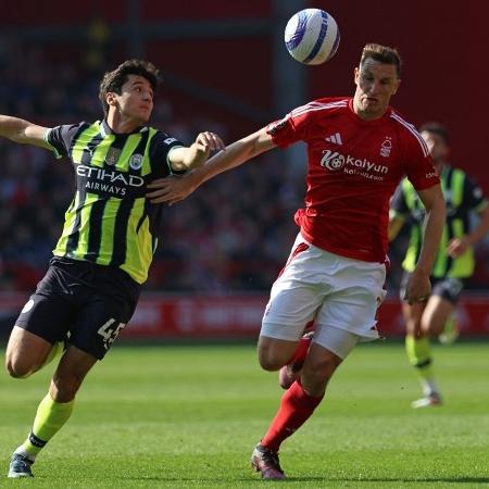 Chris Wood (à direita) foi o artilheiro do Forest na temporada passada Chris Wood (à direita) foi o artilheiro do Forest na temporada passada