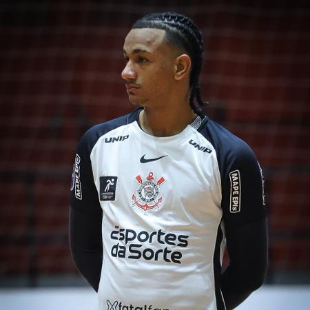 Maicon, destaque do futsal do Corinthians, jogará pelo Azuriz