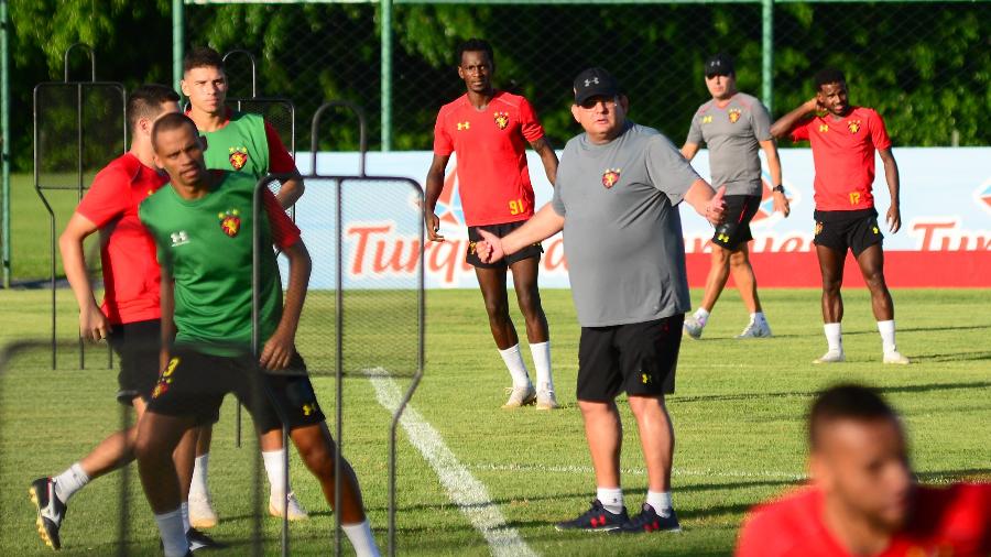 Guto Ferreira comanda treino do Sport no CT do clube - Divulgação/Site oficial do Sport Club Recife