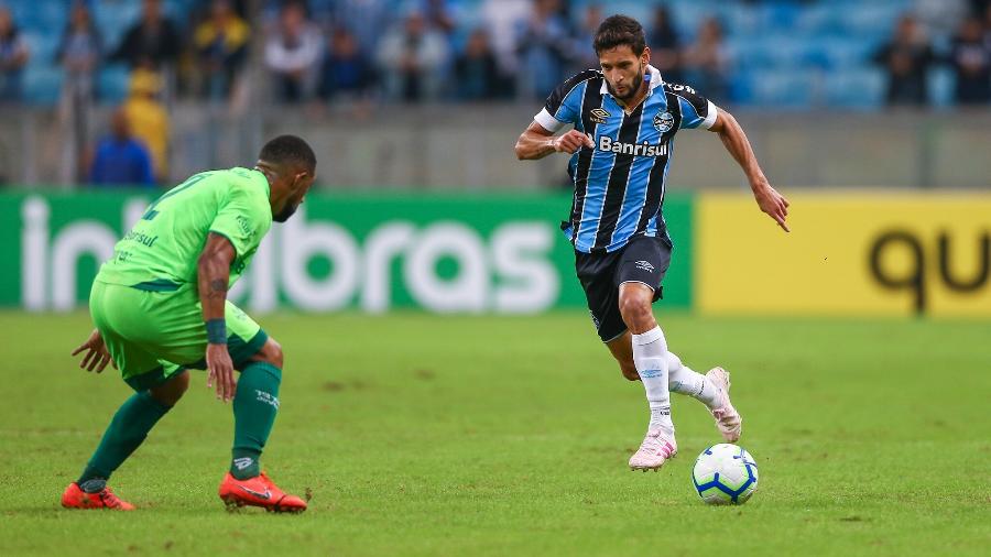 Lateral ex-Bahia e Corinthians tem sido titular do Grêmio na ausência de Bruno Cortez - Lucas Uebel/Grêmio FBPA