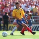 Assassinato de zagueiro ap&oacute;s gol contra na Copa de 1994 completa 32 anos