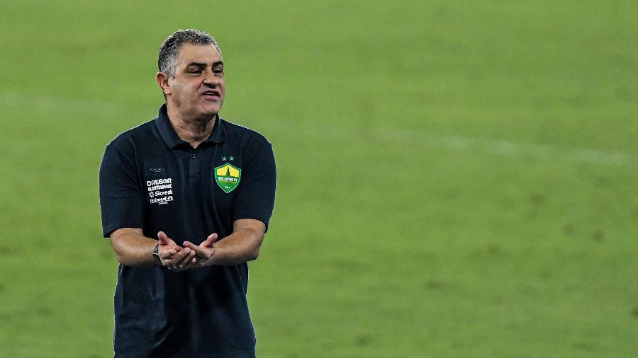 Marcelo Chamusca vai substituir Rogério Ceni no comando do Fortaleza - Thiago Ribeiro/AGIF