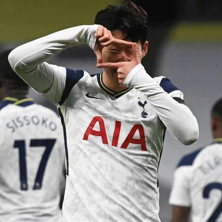 O atacante Son comemora o primeiro gol do Tottenham contra o Manchester City pelo Inglês - Divulgação/Twitter/SpursOfficial