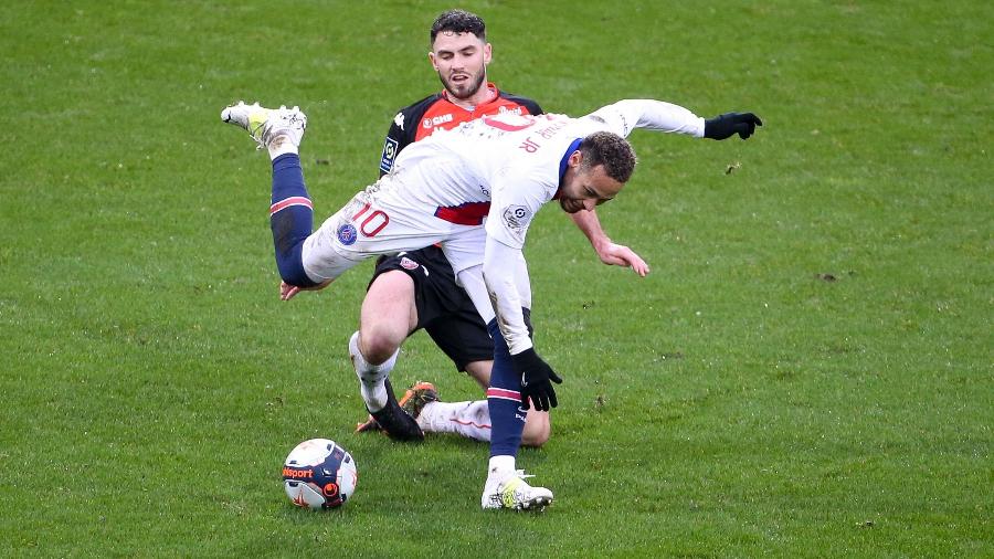 Camisa 10 reforçou importância do aspecto físico também da liga francesa, onde atua há mais de três anos - John Berry/Getty Images