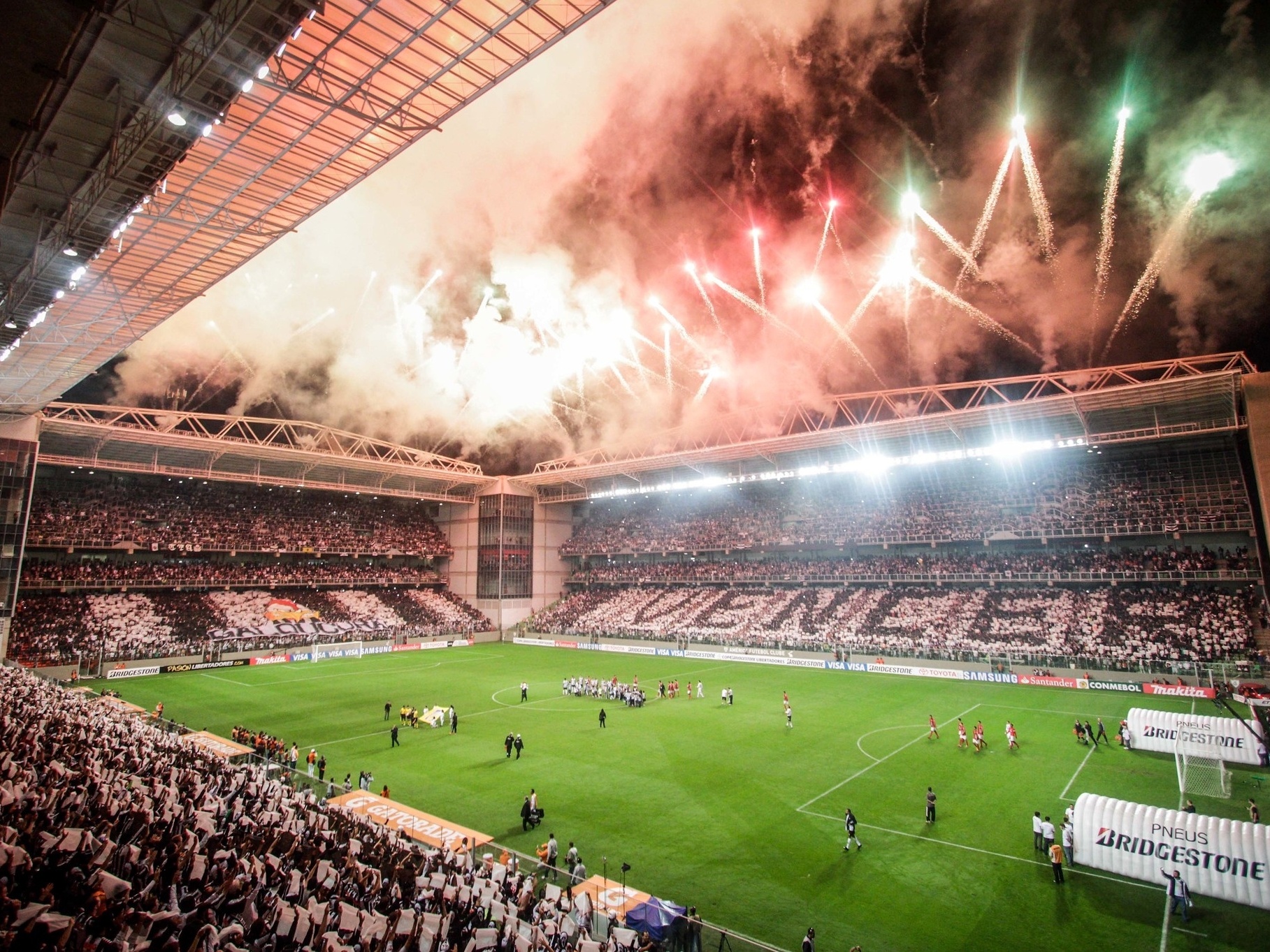 Atlético-MG realiza jogo festivo com ídolos históricos na Arena