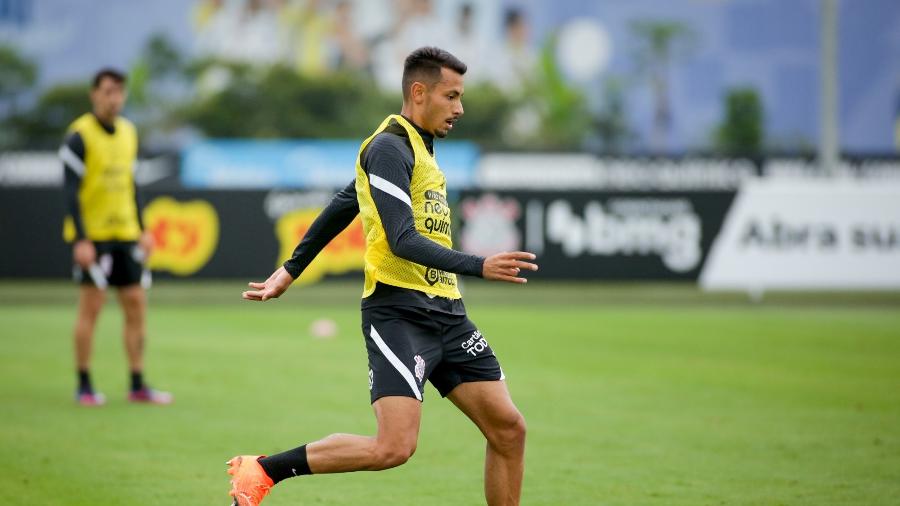 Belezi, convocado para defender a seleção brasileira sub-18, foi chamado por Sylvinho para treinar no CT Joaquim Grava - Rodrigo Coca/ Ag. Corinthians 
