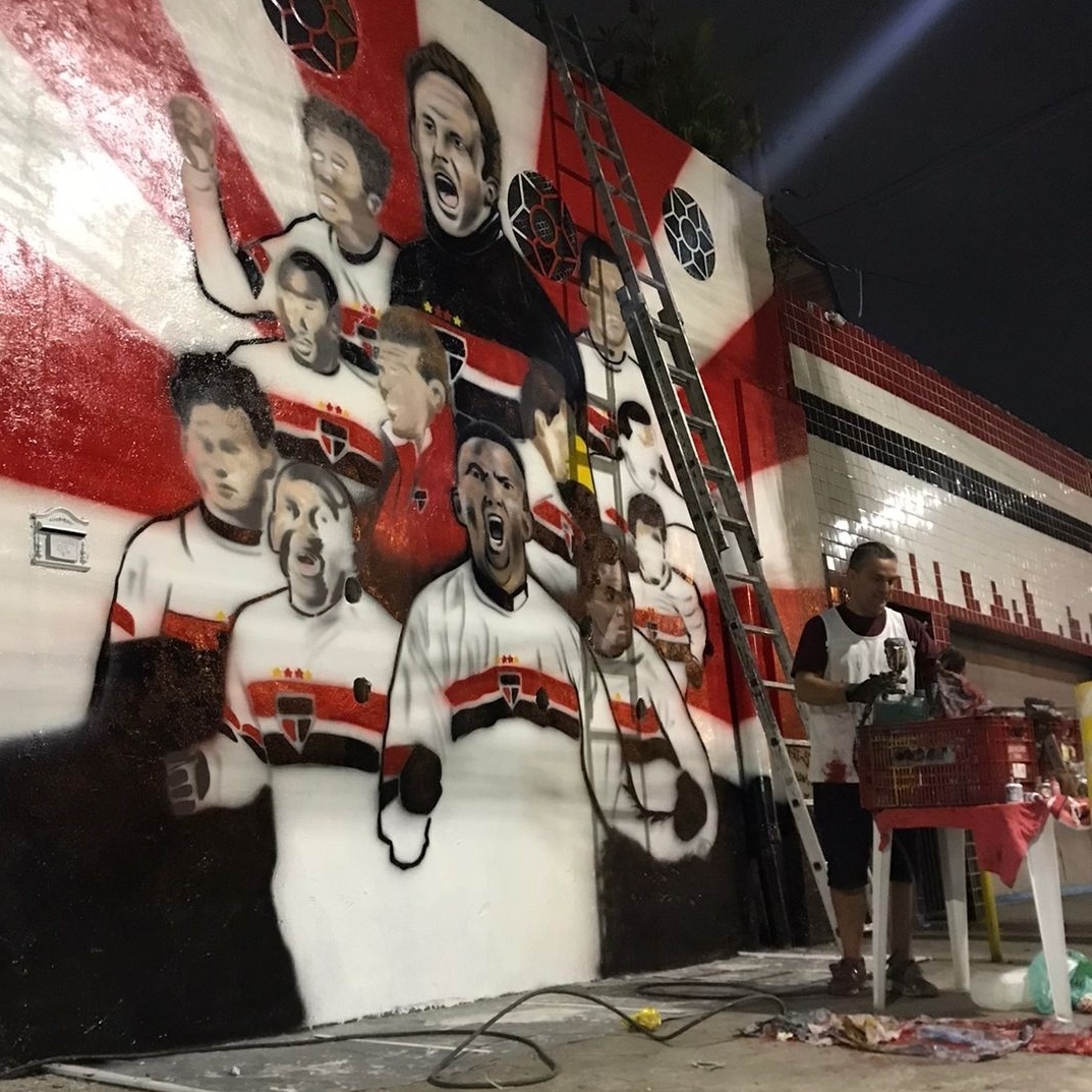 Vou Jogar No Morumbi reúne ídolos e craques da arquibancada - SPFC