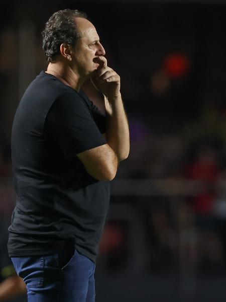 Rogério Ceni, técnico do São Paulo, em jogo contra o São Bernardo - Marcello Zambrana/AGIF