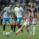 Aleluia! SP vence a primeira fora e ajuda o Santos!