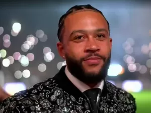 Depay corintiano? Milly se emociona com noite especial após apresentação