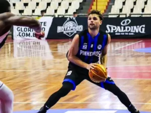 Raulzinho será poupado do jogo contra o Minas pelo NBB