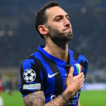 Çalhanoglu, da Inter de Milão, rebate declaração polêmica de Lautaro Martinez