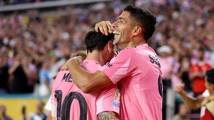Suárez e Messi celebram gol do Inter Miami sobre o Palmeiras em partida do Mundial Suárez e Messi celebram gol do Inter Miami sobre o Palmeiras em partida do Mundial