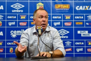 Mano nega que Cruzeiro tenha recuado no clássico: a gente não tinha pé