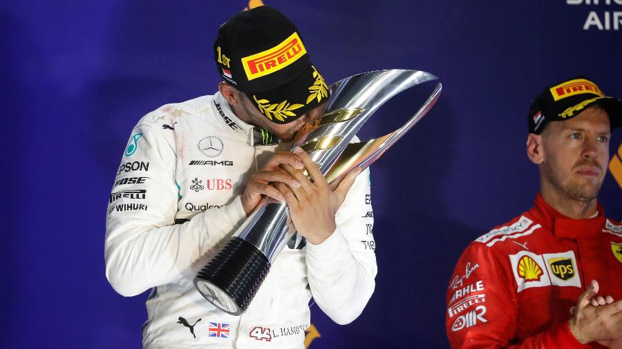 Lewis Hamilton vence Vettel no GP de Cingapura - Kim Hong-Ji/Reuters
