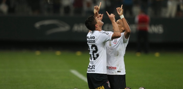 Vitória sobre o Vasco praticamente assegura o Corinthians na Série A do Brasileiro - FELIPE RAU/ESTADÃO CONTEÚDO