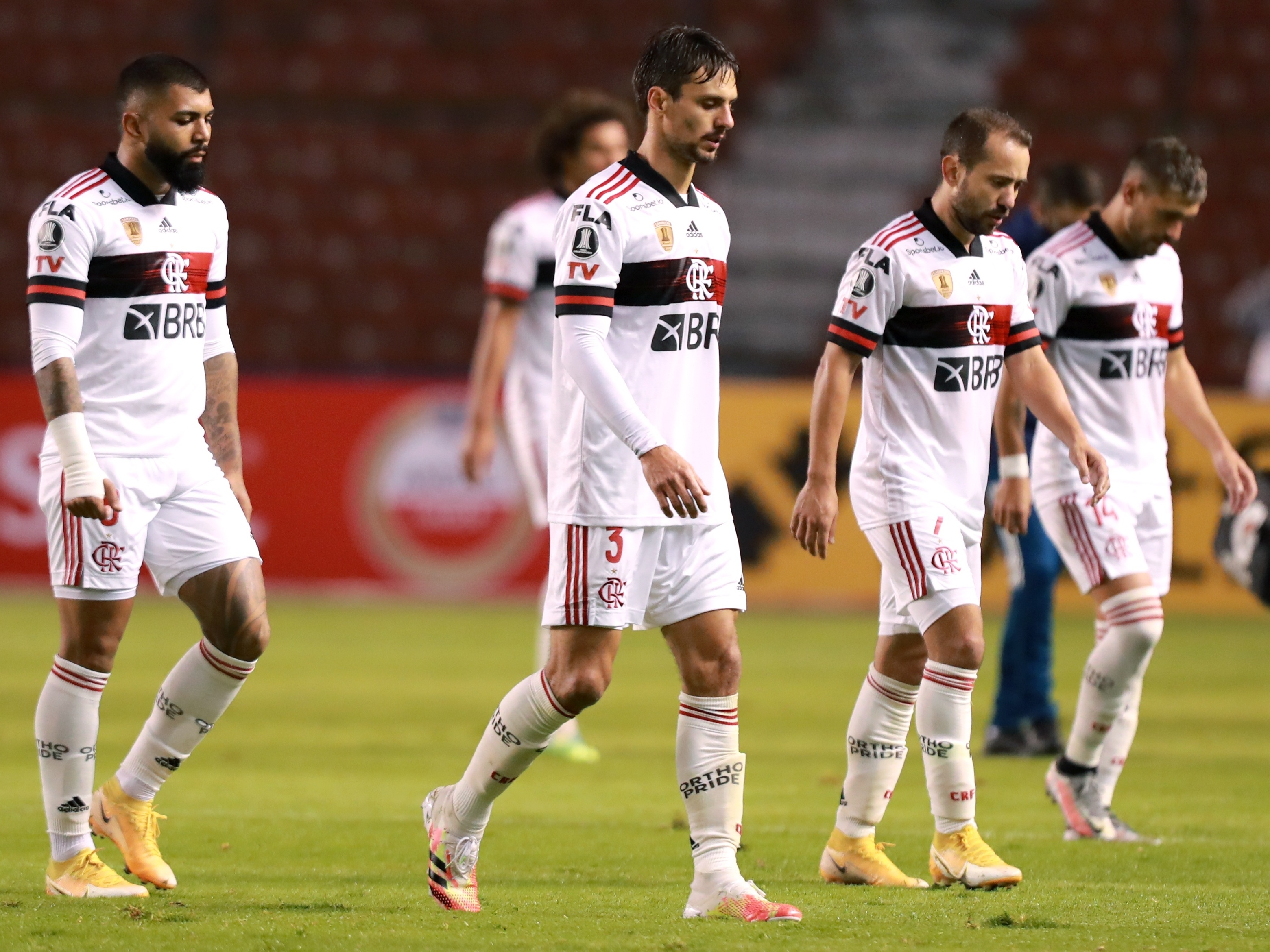 São Paulo x Flamengo  Um confronto dramático