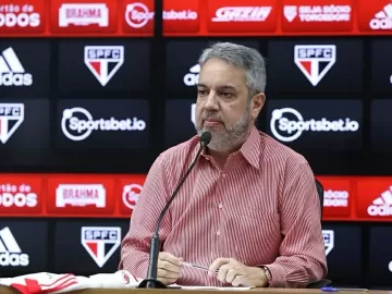 São Paulo: Diretor comenta patrocínio inferior ao do Corinthians e cita Leila Pereira