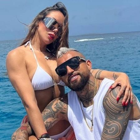 Vidal, do Flamengo, ao lado de sua esposa Sonia Isaza - Reprodução/Instagram