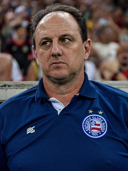 Rogério Ceni, técnico do Bahia, durante jogo contra o Flamengo -  THIAGO RIBEIRO/AGIF